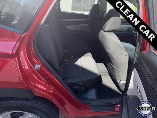 2022 Hyundai TUCSON SE
