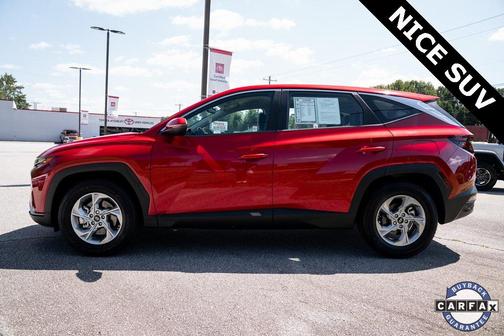 2022 Hyundai TUCSON SE