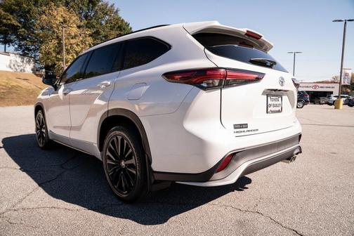 2024 Toyota Highlander XSE
