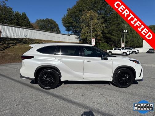 2024 Toyota Highlander XSE