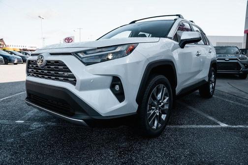 2025 Toyota RAV4 Limited