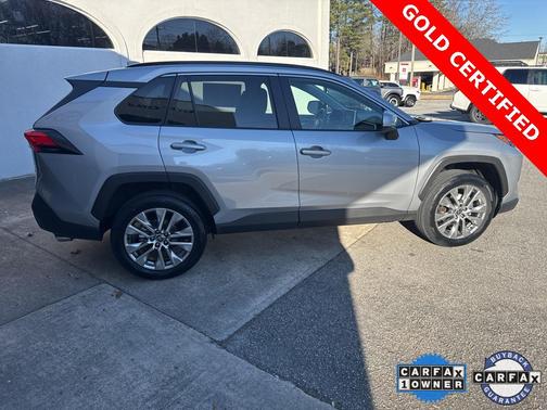 2025 Toyota RAV4 XLE Premium