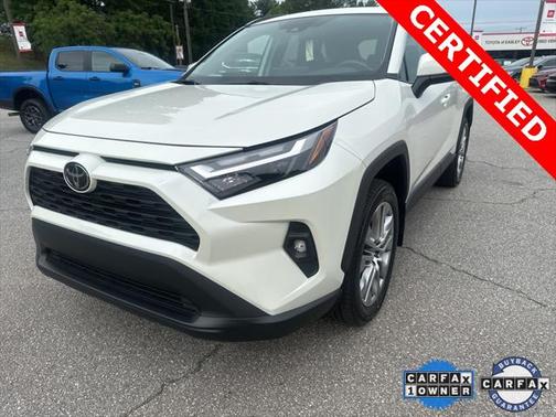 2022 Toyota RAV4 XLE Premium
