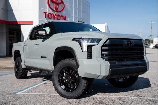 2025 Toyota Tundra SR5