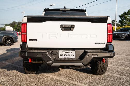 Ice 2026 Toyota Tacoma Hybrid TRD Pro