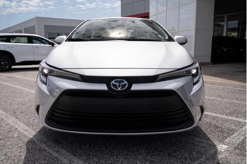 2025 Toyota Corolla Hybrid SE