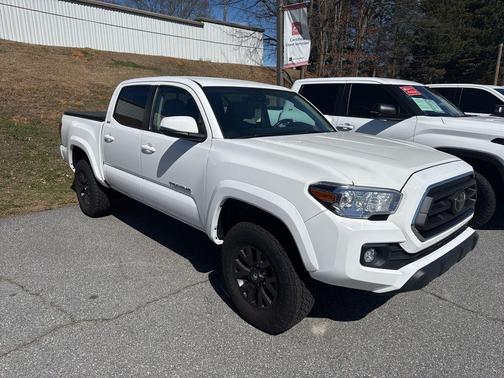2022 Toyota Tacoma SR5