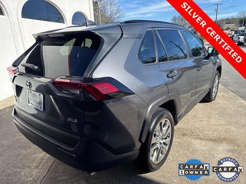2019 Toyota RAV4 XLE Premium