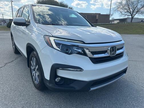 Diamond White 2019 Honda Pilot EX-L