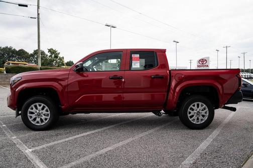 2025 Toyota Tacoma SR