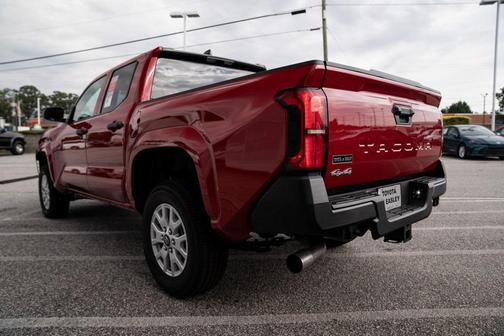2025 Toyota Tacoma SR