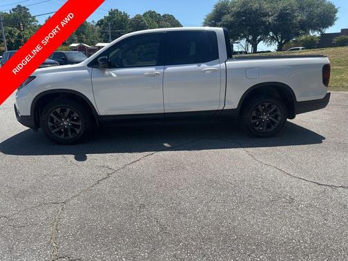 White 2023 Honda Ridgeline Sport
