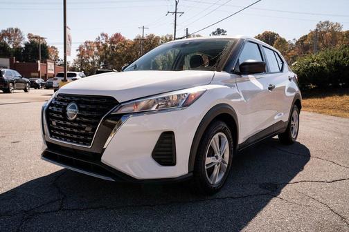 2021 Nissan Kicks S