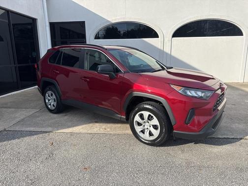 2019 Toyota RAV4 LE