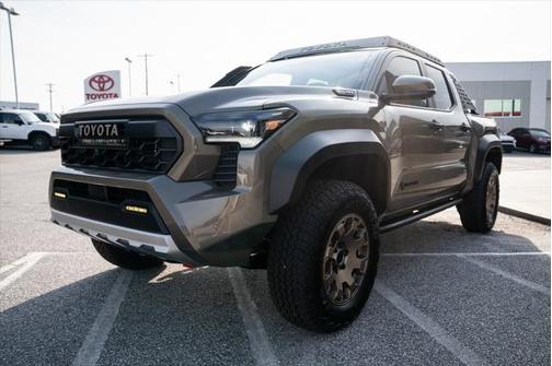 2025 Toyota Tacoma Hybrid Trailhunter