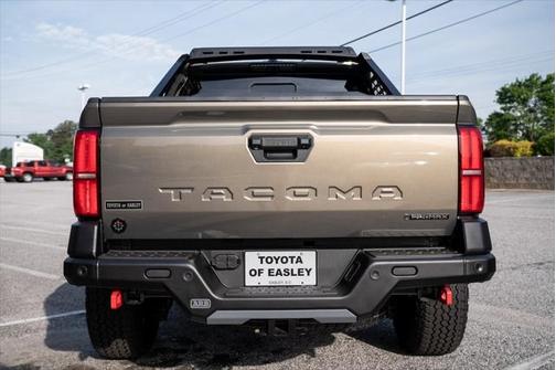 2025 Toyota Tacoma Hybrid Trailhunter