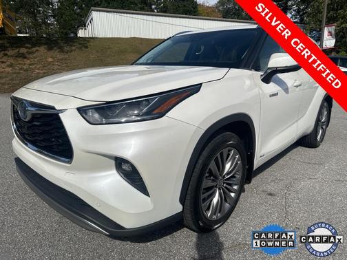 2021 Toyota Highlander Hybrid Platinum