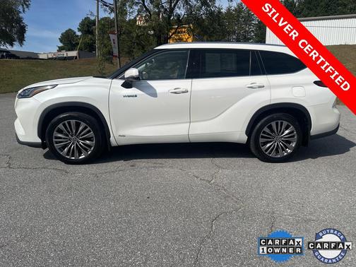 2021 Toyota Highlander Hybrid Platinum