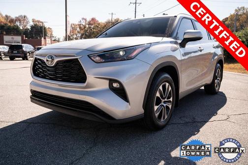 2024 Toyota Highlander XLE