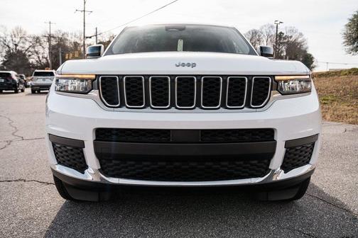 2024 Jeep Grand Cherokee L Laredo