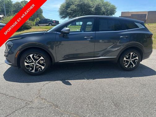 Gray 2024 Kia Sportage EX