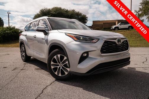 2021 Toyota Highlander Hybrid XLE