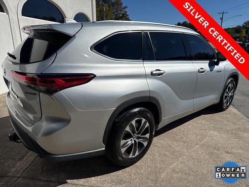2021 Toyota Highlander Hybrid XLE