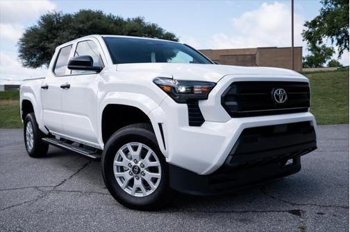 2024 Toyota Tacoma SR