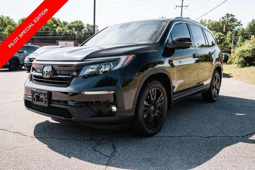 Crystal Black Pearl 2022 Honda Pilot AWD Special Edition