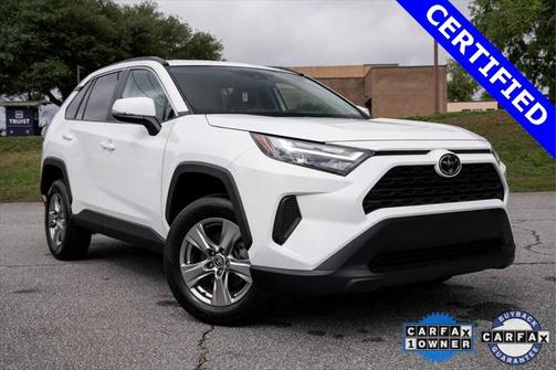 2022 Toyota RAV4 XLE