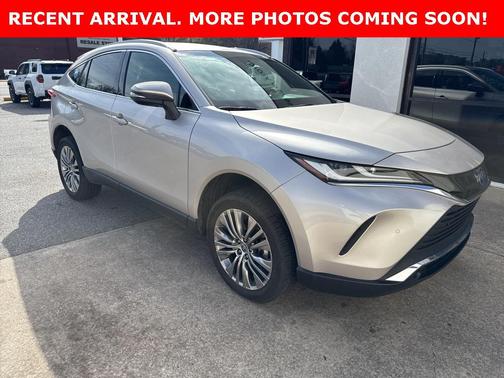 2022 Toyota Venza XLE