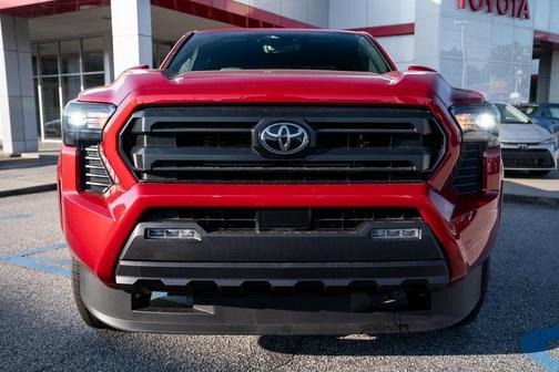 2025 Toyota Tacoma SR5