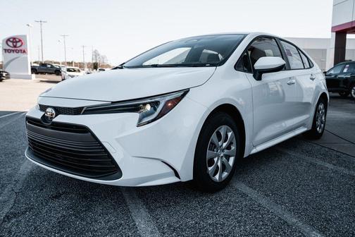 2026 Toyota Corolla Hybrid LE