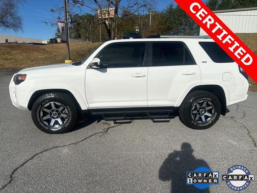 2022 Toyota 4Runner SR5