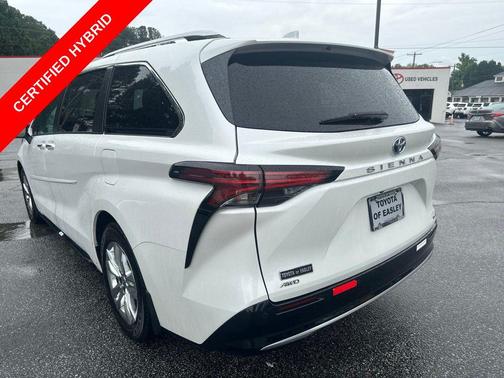 Wind Chill Pearl 2023 Toyota Sienna Limited