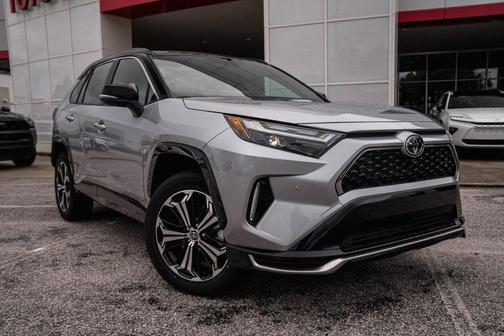 2025 Toyota RAV4 Hybrid SE