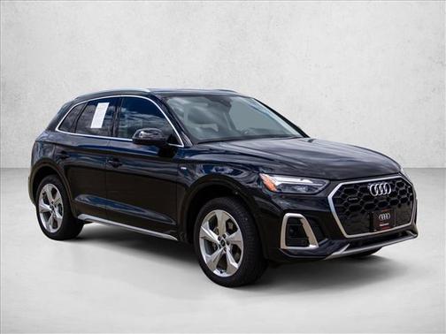 Mythos Black Metallic 2025 Audi Q5 45 S line Premium Plus
