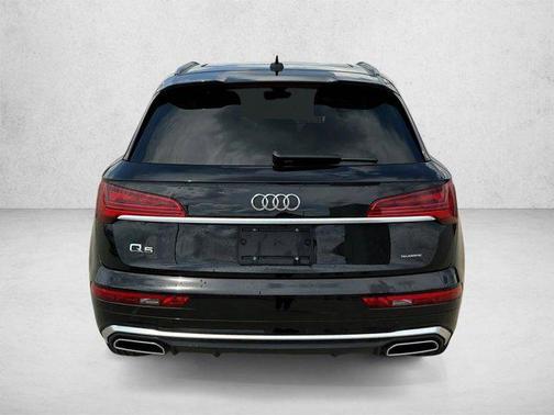 Mythos Black Metallic 2025 Audi Q5 45 S line Premium Plus