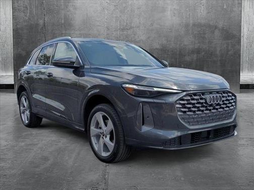 2025 Audi Q5 Premium Plus