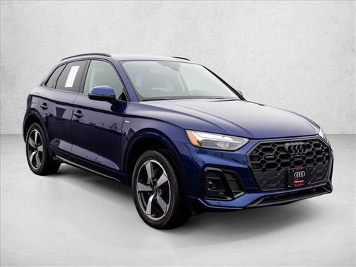 2022 Audi Q5 45 S line Premium Plus