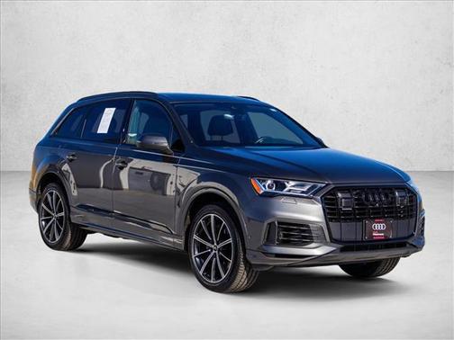 2023 Audi Q7 55 Premium Plus