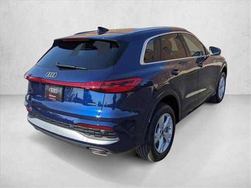 2025 Audi Q5 Premium TFSI quattro S tronic