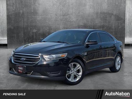 2018 Ford Taurus SEL