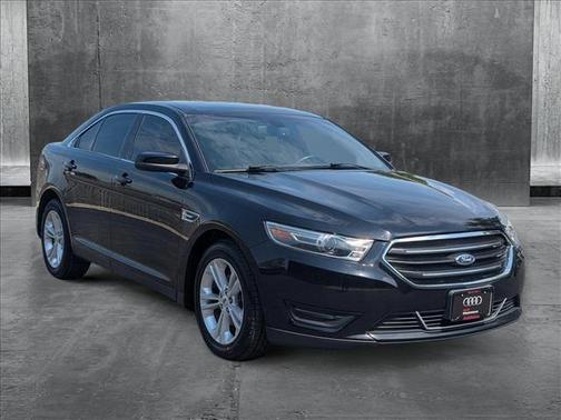 2018 Ford Taurus SEL