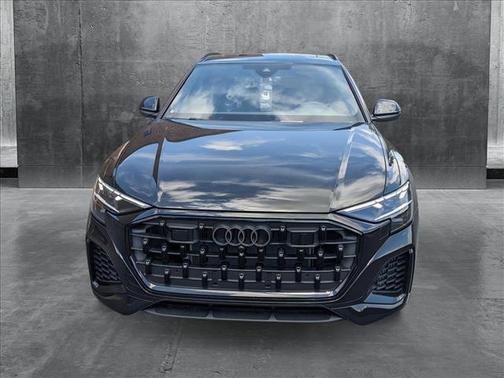 2025 Audi Q8 55 Premium Plus