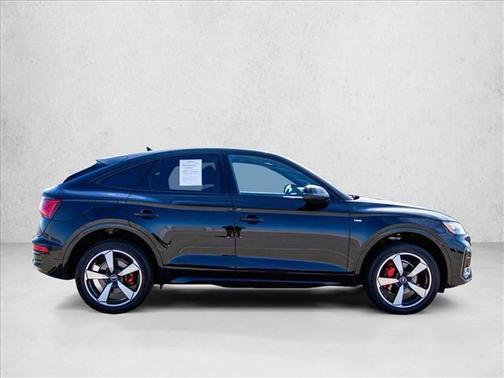 Mythos Black Metallic 2024 Audi Q5 45 S line Premium Plus