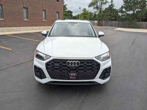 2022 Audi Q5 45 S line Premium Plus