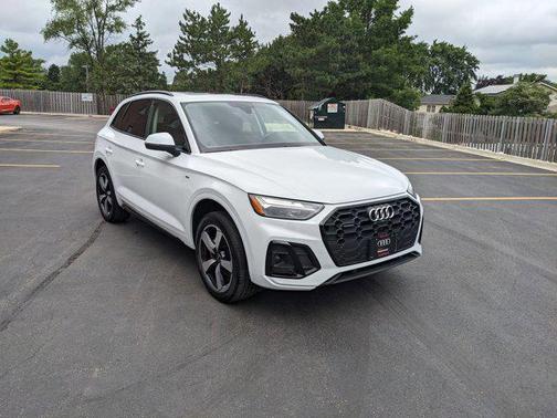 2022 Audi Q5 45 S line Premium Plus
