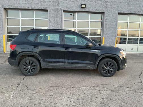 2022 Volkswagen Taos 1.5T S