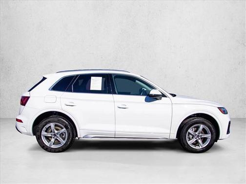 2023 Audi Q5 40 Premium
